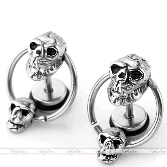 Unisex SKull Earrings - Picture 2 of 7